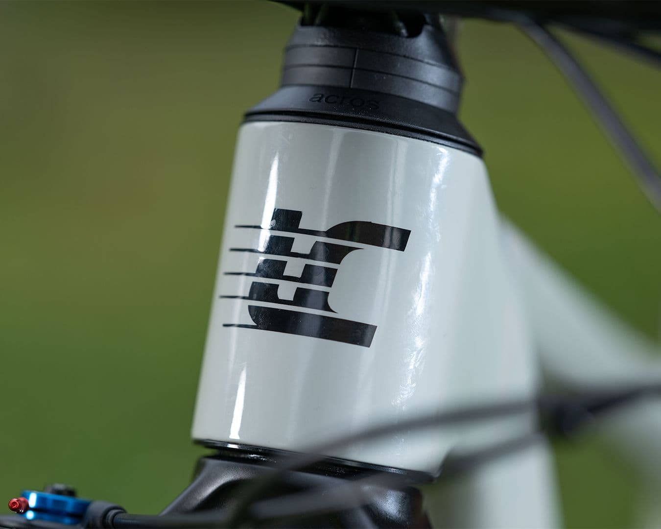 Lee Cougan Crossfire - Headtube