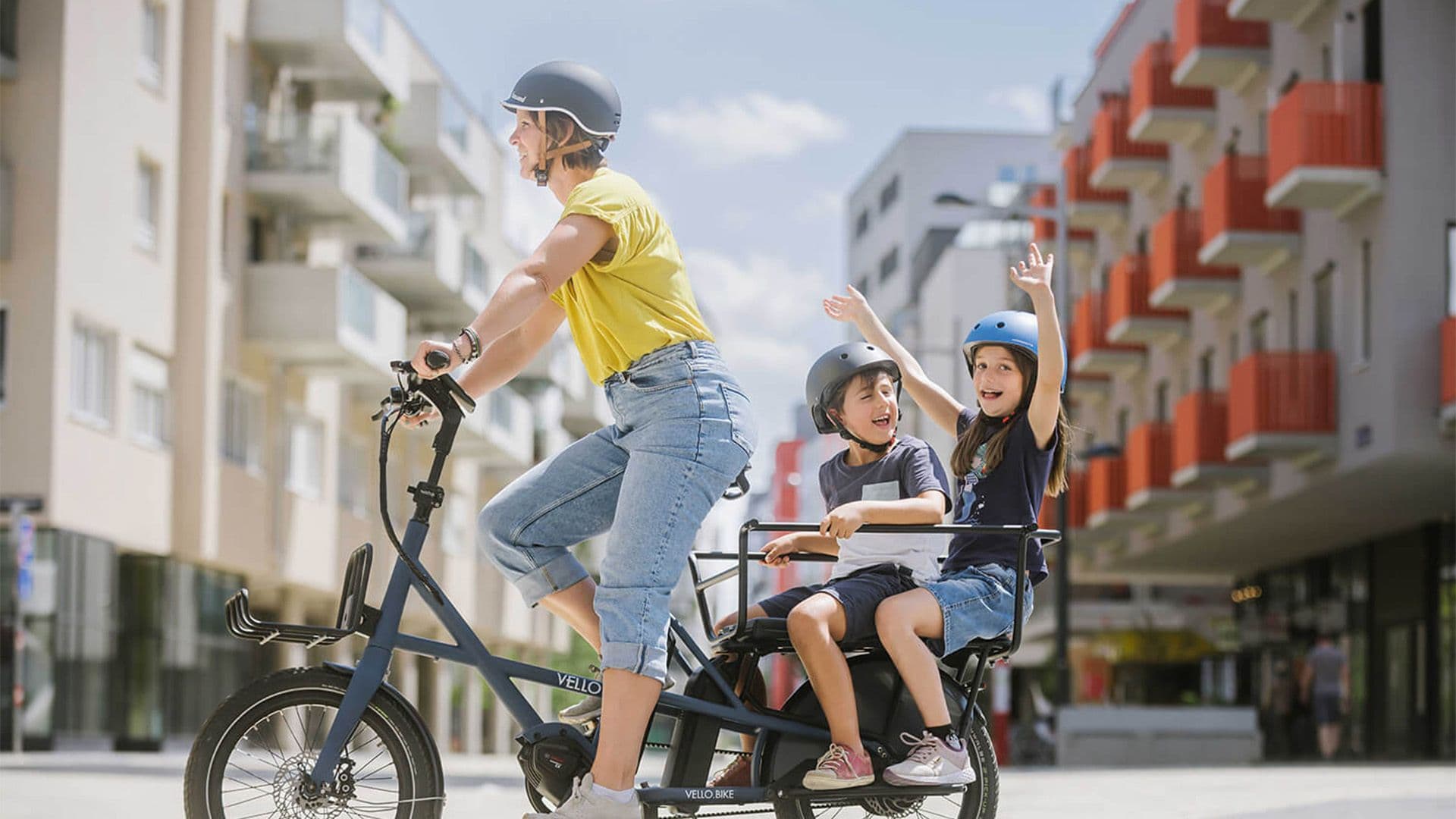 Tablet & Desktop image