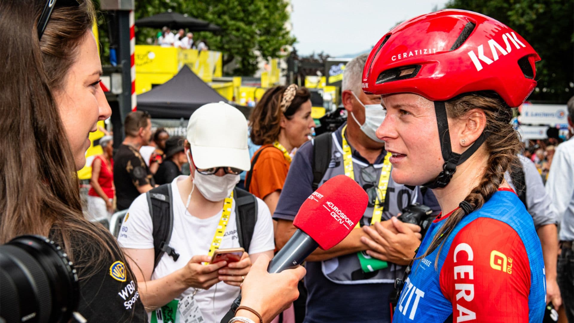 Tablet & Desktop image